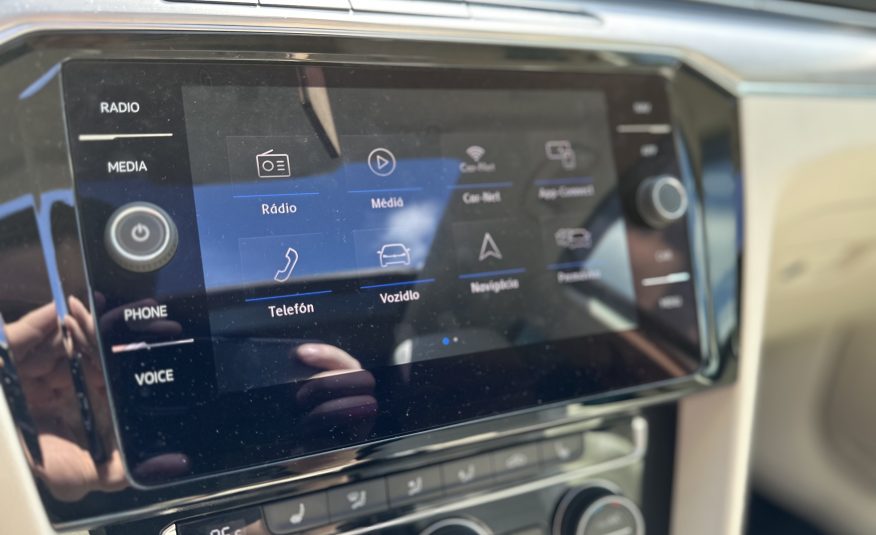 VW Passat Variant AUTOMAT MATRIX  Virtual Cockpit  A7  PANO 150PS