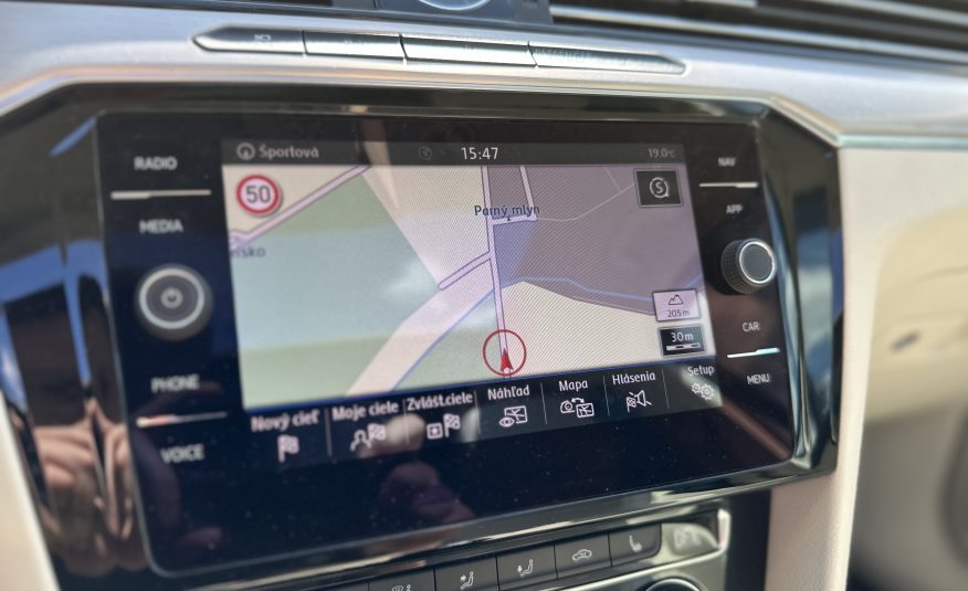 VW Passat Variant 150PS MATRIX  Virtual Cockpit  A7  PANO 150PS