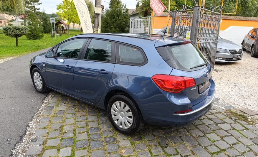 Opel Astra Sports Tourer 1.6CDTI ECOTEC 81kW/110PS, M6, 2015