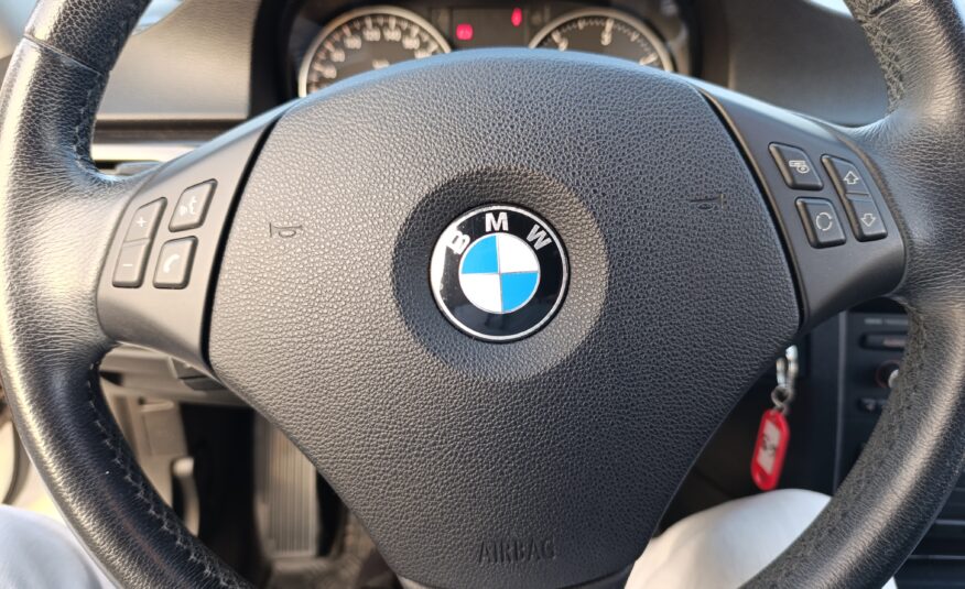 BMW 318d E90 105kw/143PS 1. Majiteľka