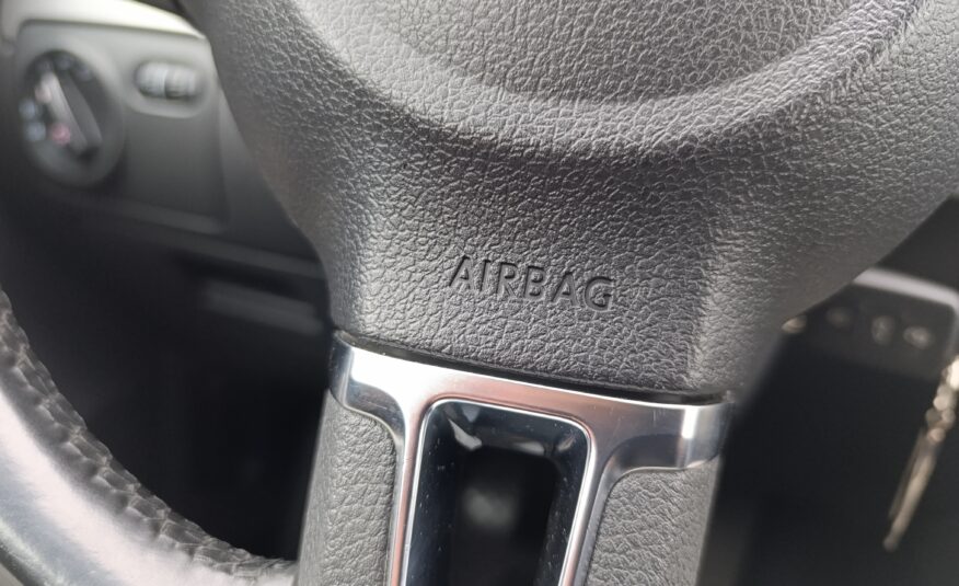 Volkswagen Golf VI 1.6TDI, Slovenské auto 105PS, LED dynamické smerovky