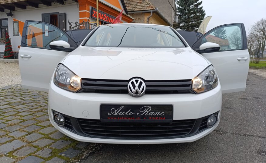 Volkswagen Golf VI 1.6TDI, Slovenské auto 105PS, LED dynamické smerovky