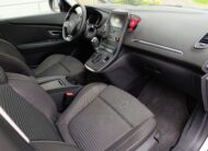 Renault Scenic Grand 1.7BlueDCI AUTOMAT R-Link, Veľosťou Audi Q7