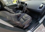Volvo XC60 2.4D D4 AWD 140kW/190PS
