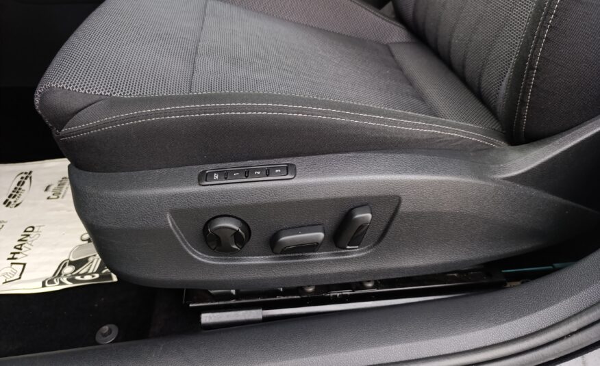 Škoda Superb Kombi III 2.0TDI, 140kW/190PS, LED, Panorama