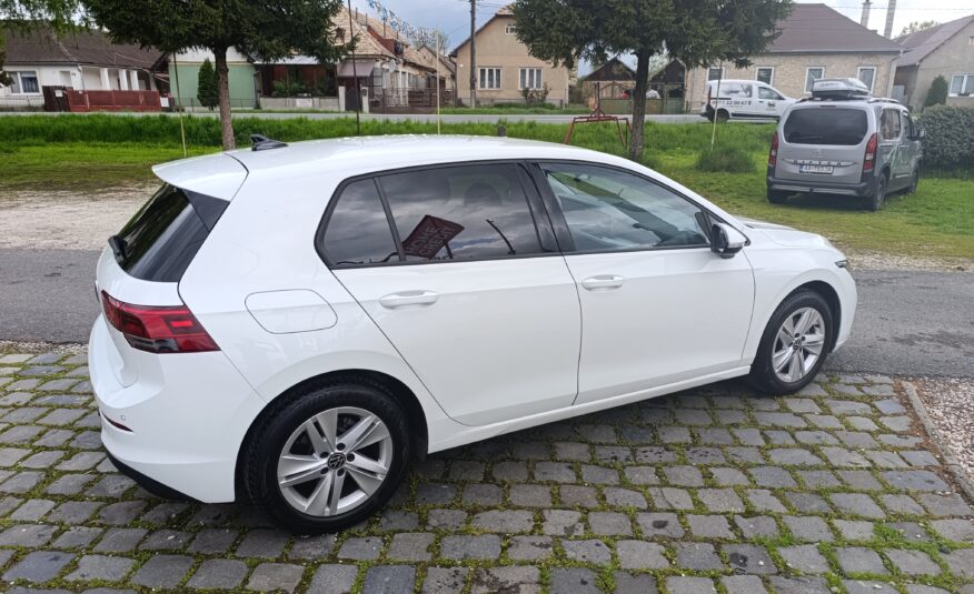 Volkswagen Golf 8 Benzin/CNG 1,5TGI, 96 kW/130 koní