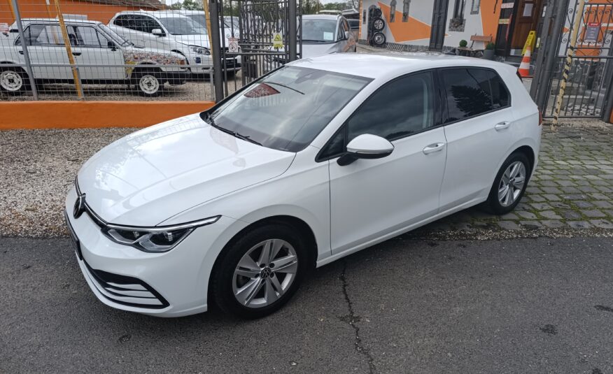 Volkswagen Golf 8 Benzin/CNG 1,5TGI, 96 kW/130 koní