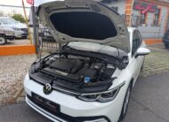 Volkswagen Golf 8 Benzin/CNG 1,5TGI, 96 kW/130 koní