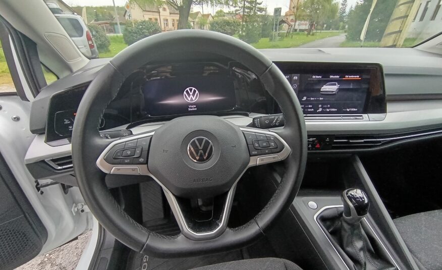 Volkswagen Golf 8 Benzin/CNG 1,5TGI, 96 kW/130 koní