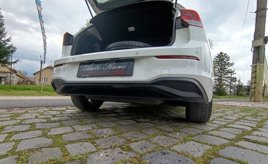 Volkswagen Golf 8 Benzin/CNG 1,5TGI, 96 kW/130 koní