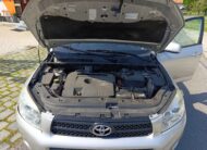 Toyota RAV4 2.2D 4WD 100kW/136PS, 4×4, M6