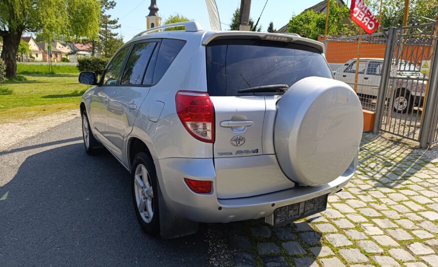 Toyota RAV4 4X4