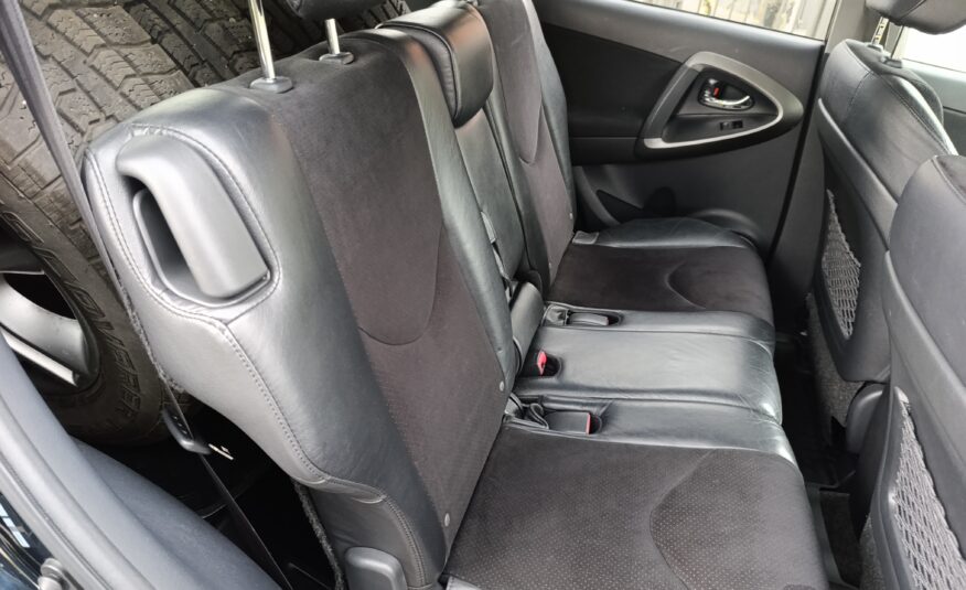 Toyota RAV4 4×4 2.2D-4D Krásavec, Kamera , Navi