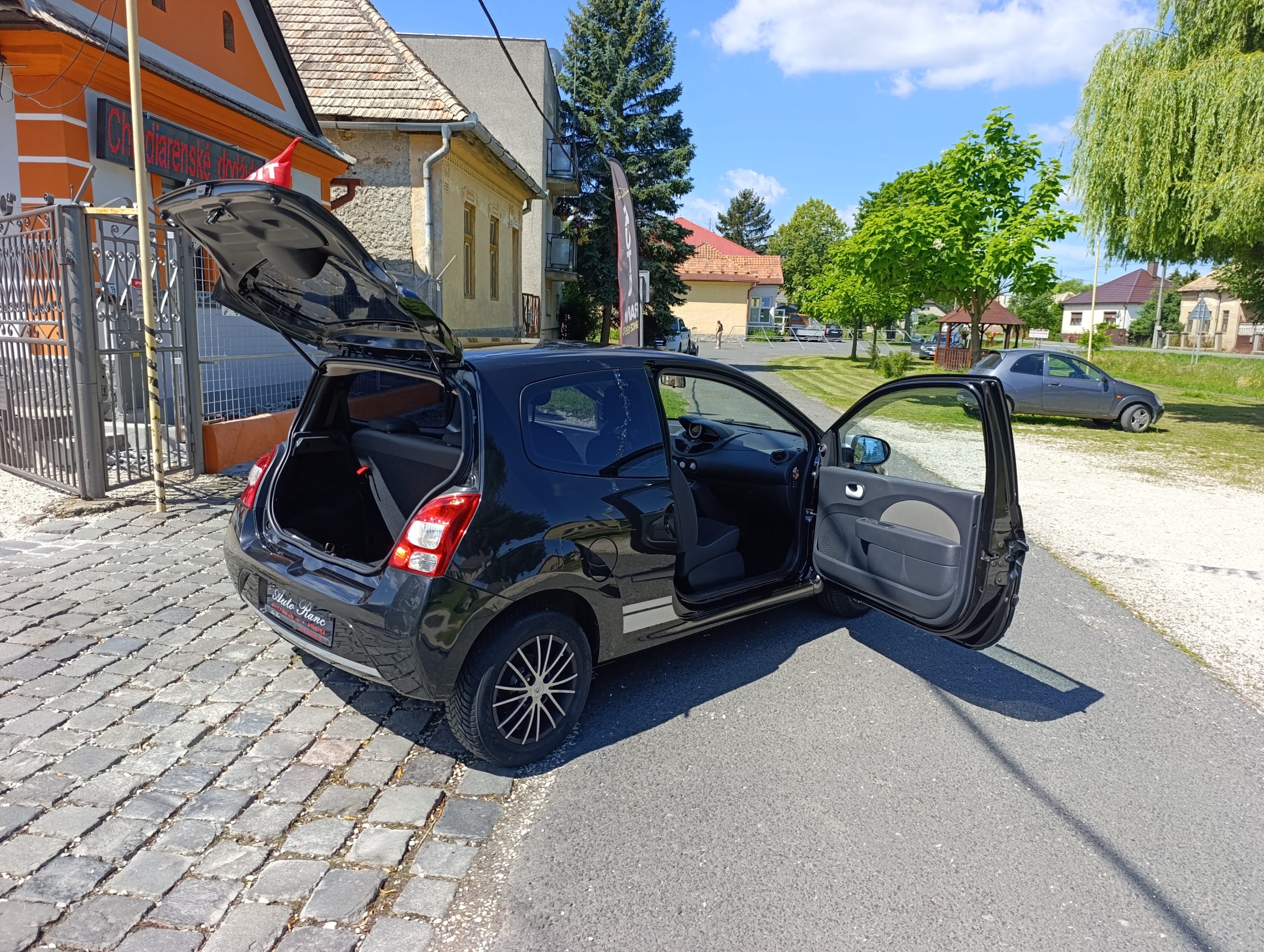 Renault Twingo 1.2i, Facelift, Led Denné svietenie, Krásavec