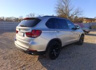 BMW X5 xDrive 50i 330kW/450PS V8 Zabiják na ceste