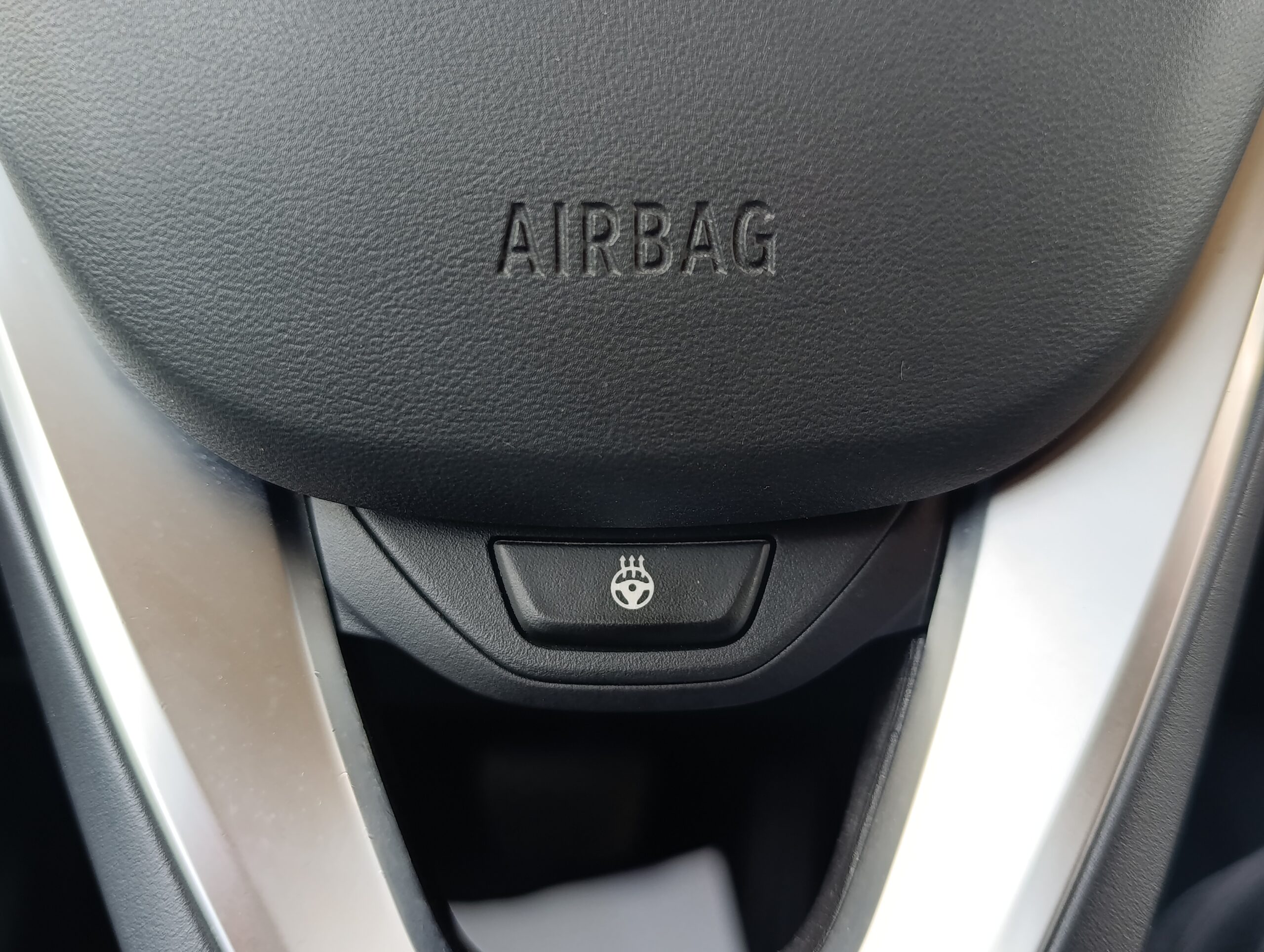 BMW X3 xDrive 20i AT8 135kW/184PS Kúpené nove na Slovensku