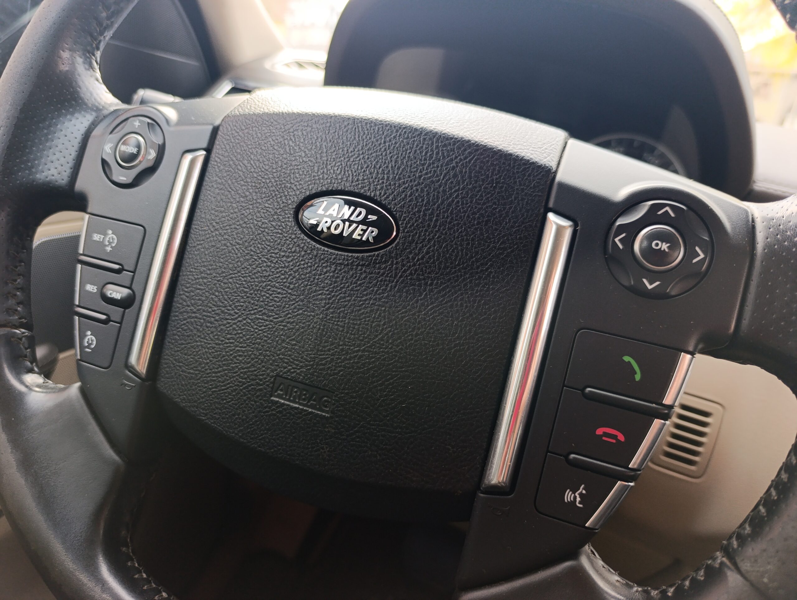 Land Rover Range Rover Sport 3.0 TdV6  Automatic 211PS