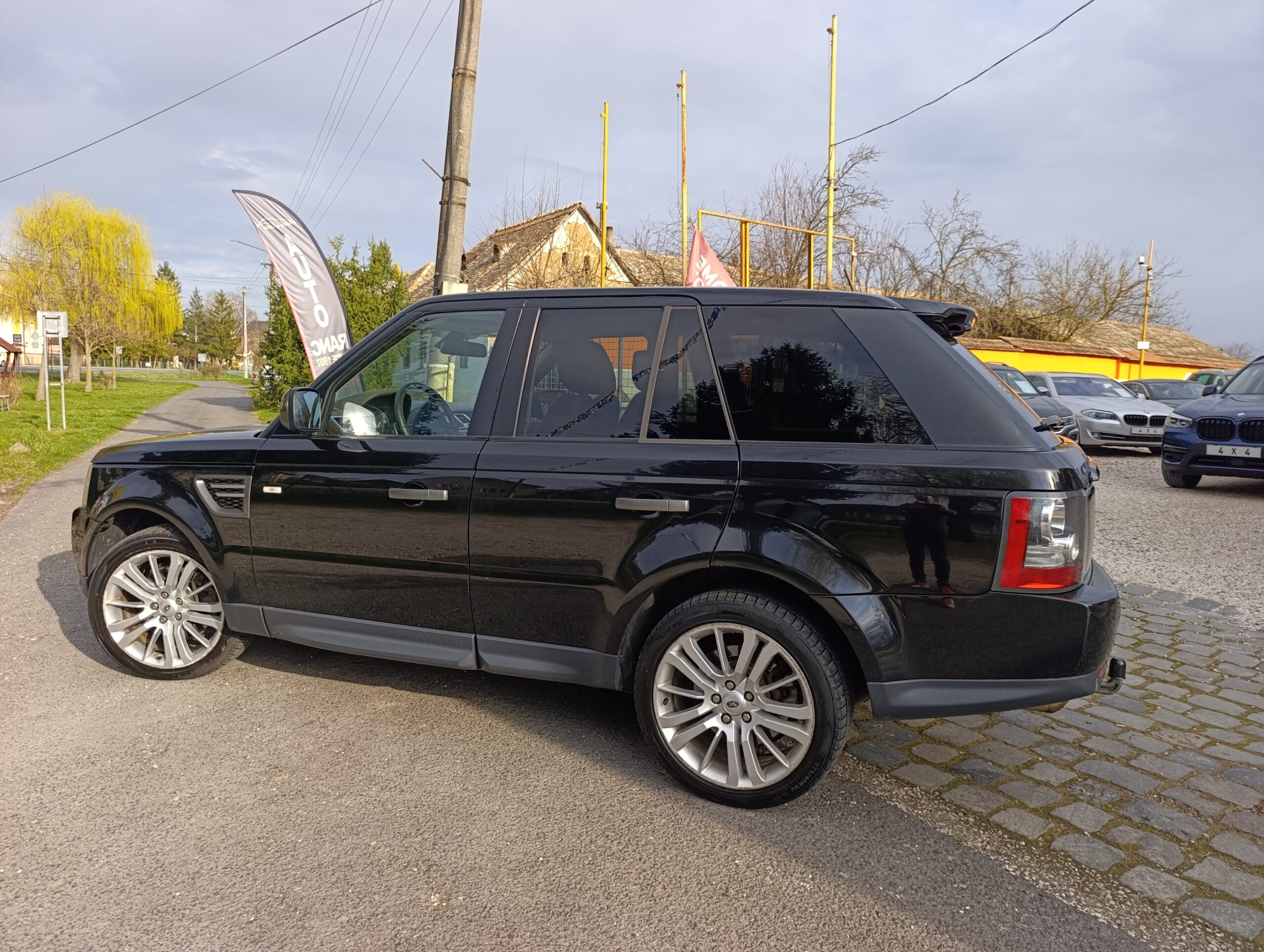Land Rover Range Rover Sport 3.0 TdV6  Automatic 211PS