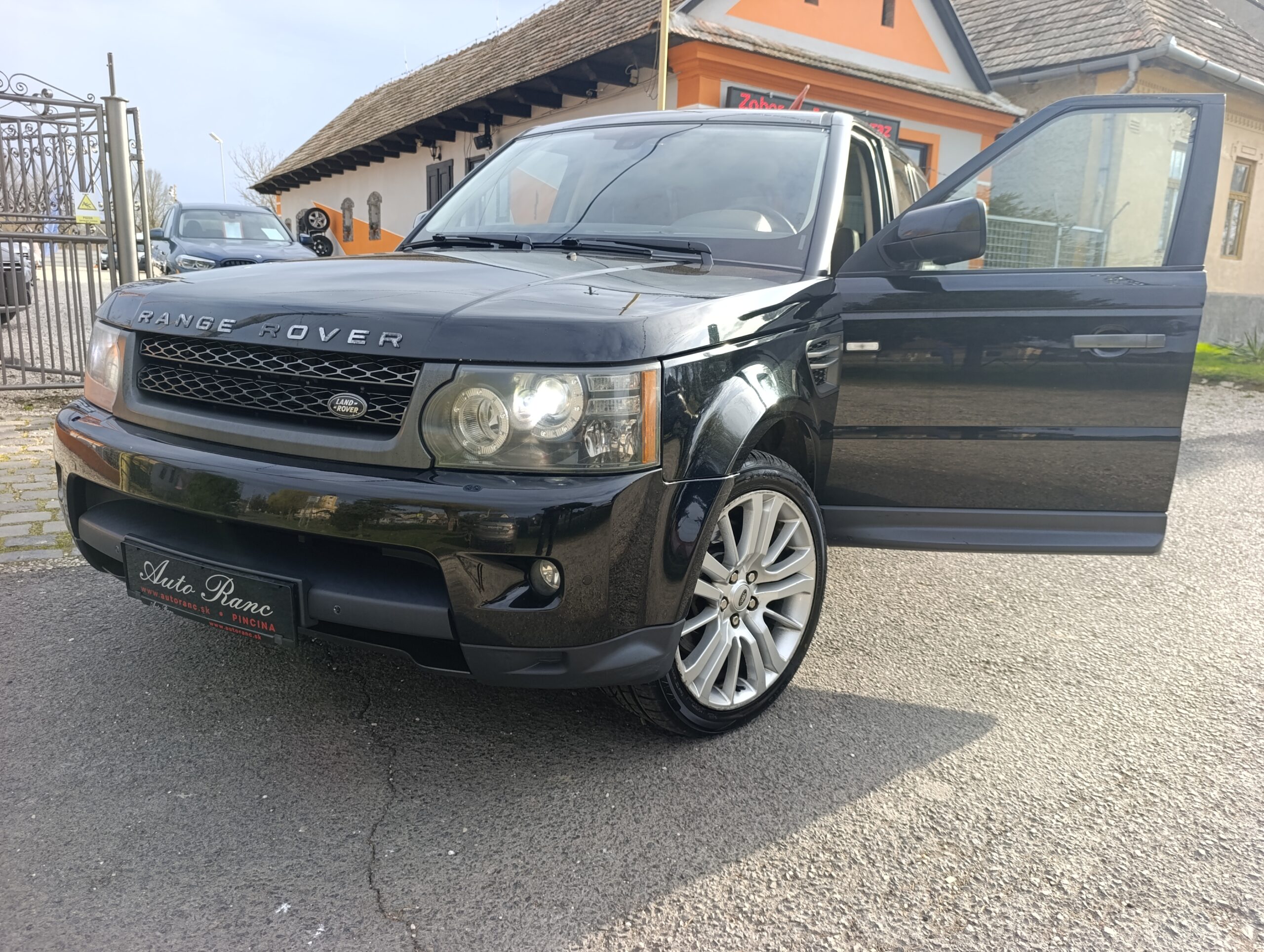Land Rover Range Rover Sport 3.0 TdV6  Automatic 211PS