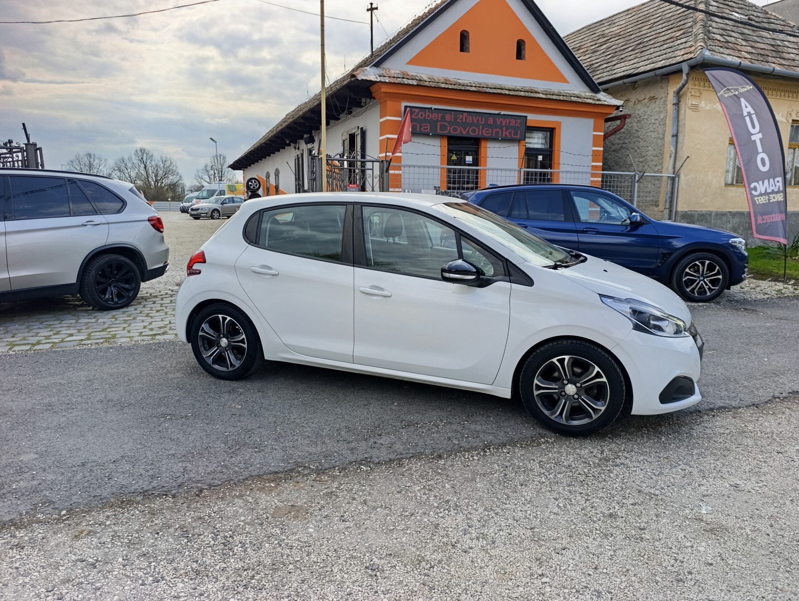 Peugeot 208 1.5BlueHDI NAVI 75kW/102PS