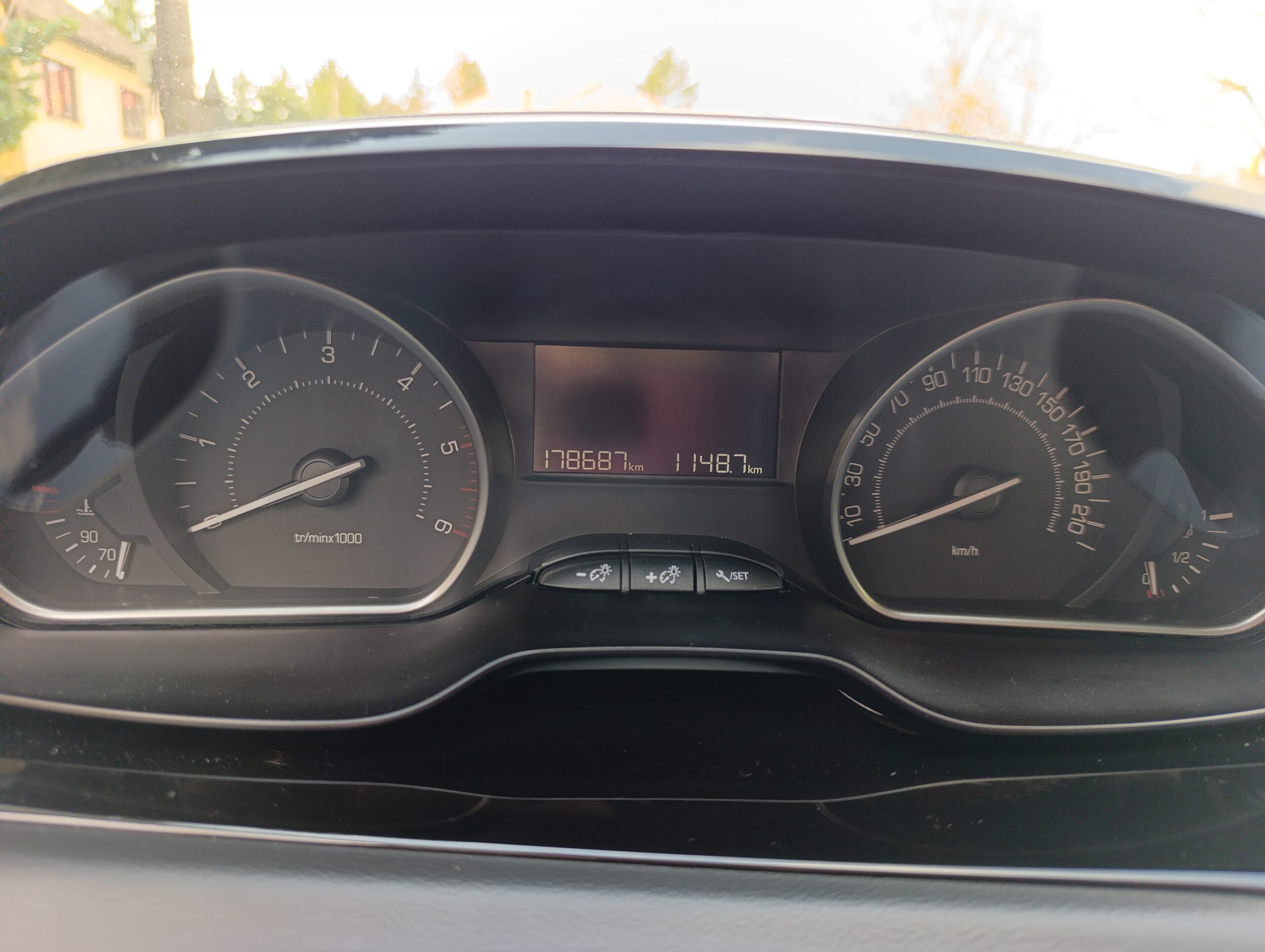 Peugeot 208 1.5BlueHDI NAVI 75kW/102PS