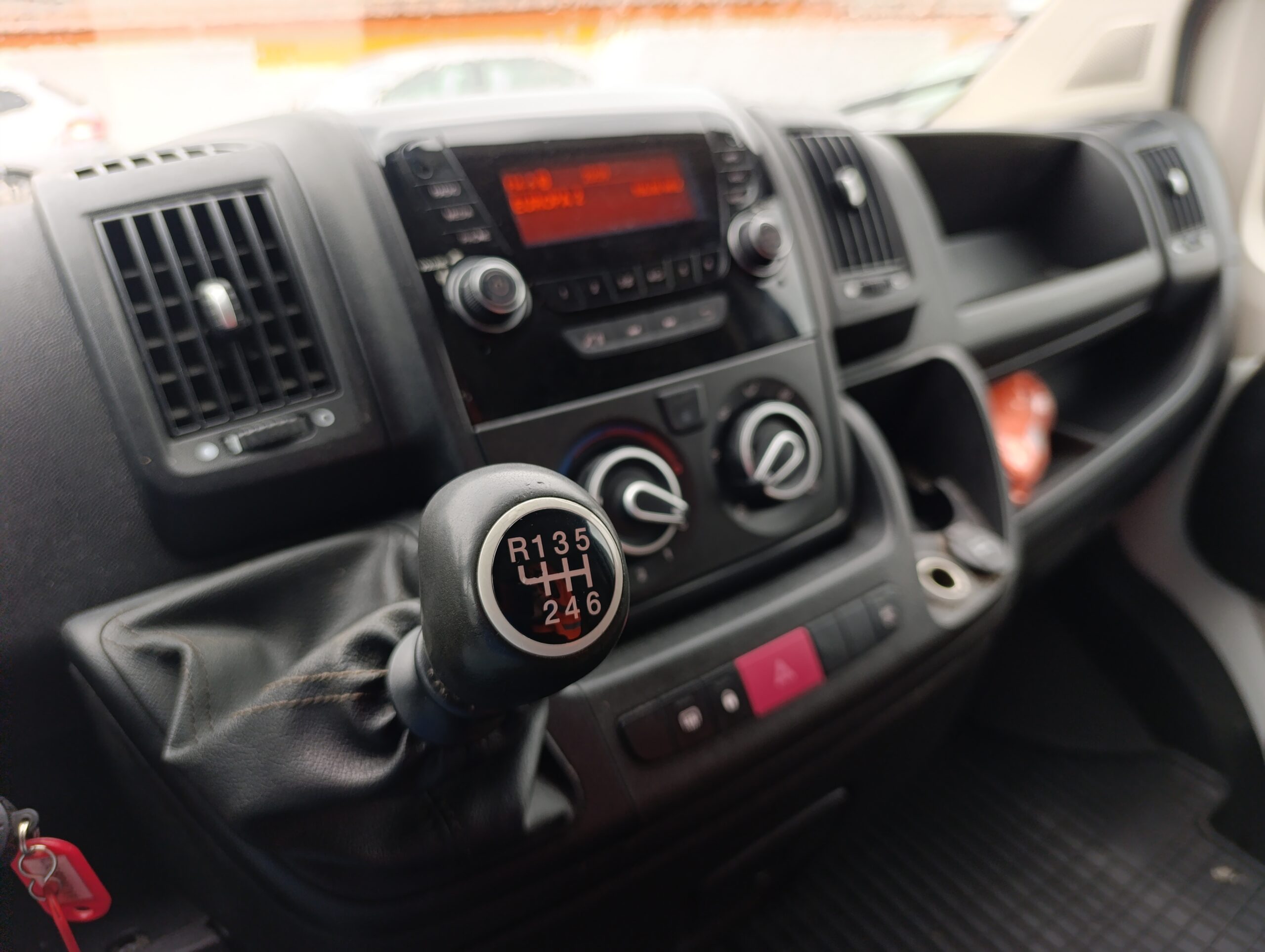 Peugeot Boxer 2.0HDI 599