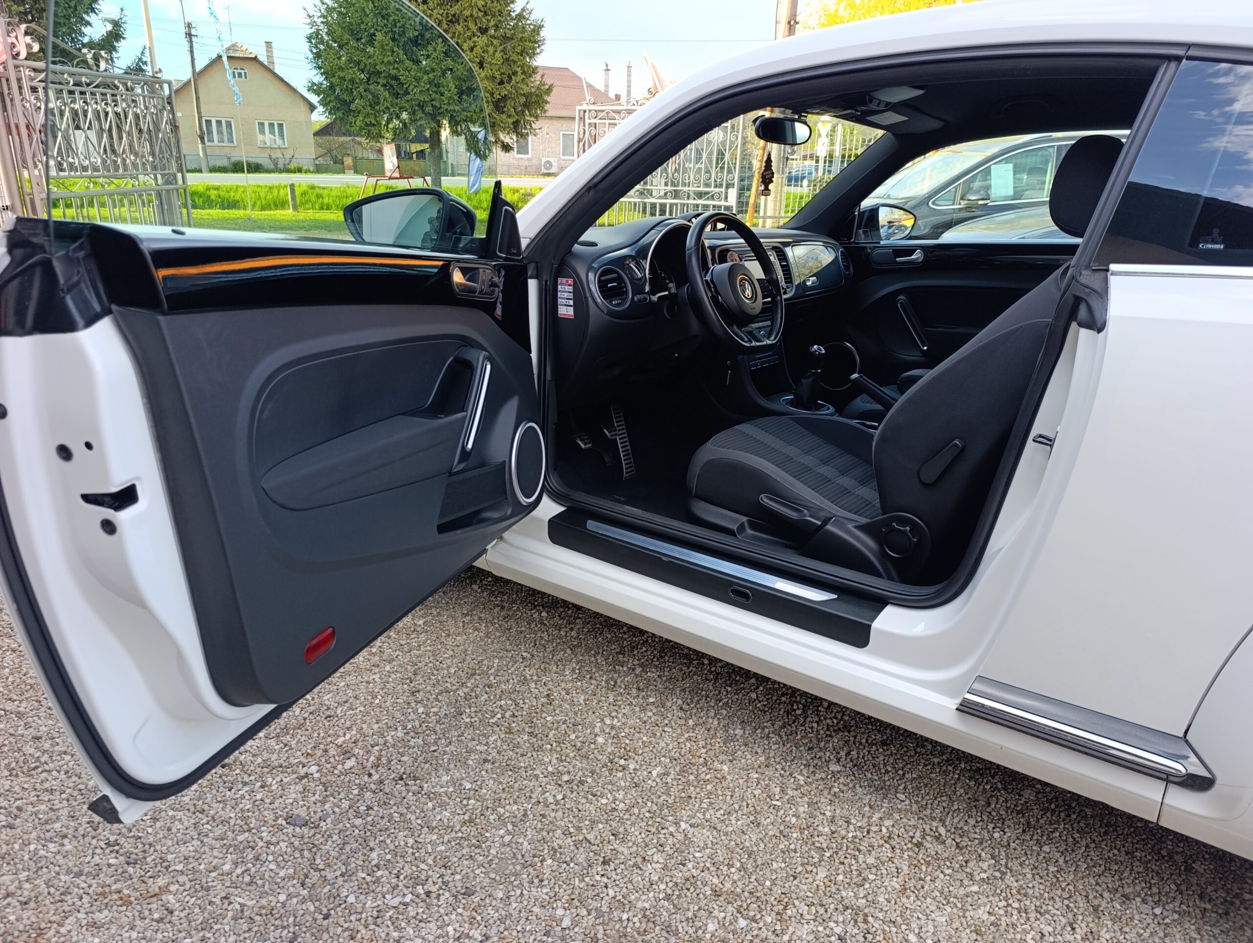 Volkswagen Beetle 1.4TSI 160PS SPORT