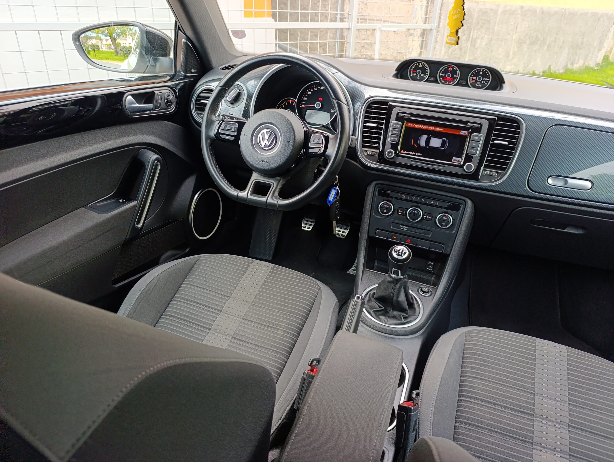 Volkswagen Beetle 1.4TSI 160PS SPORT