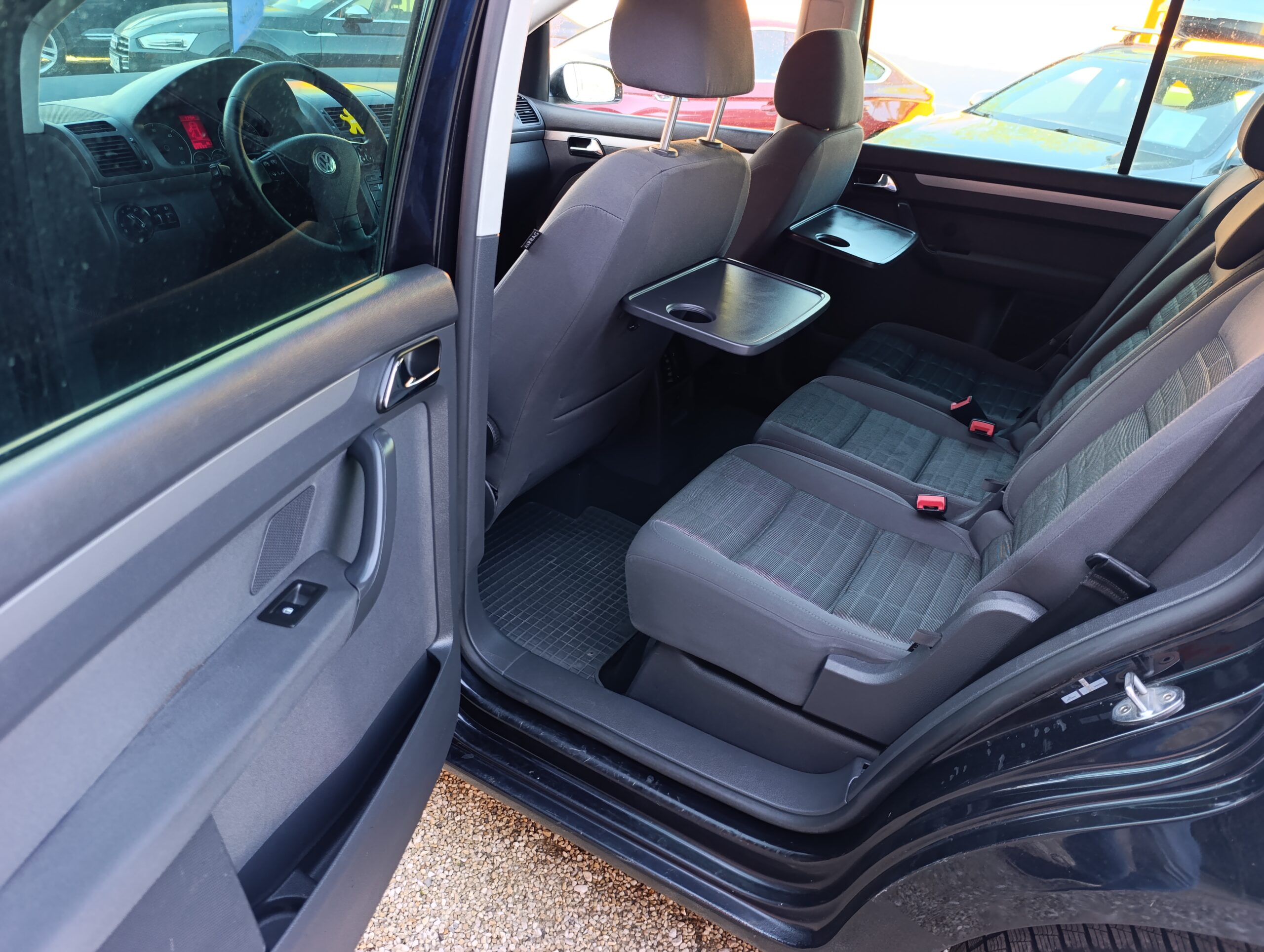 Volkswagen Touran 1.9TDI AT6 77kW Automat