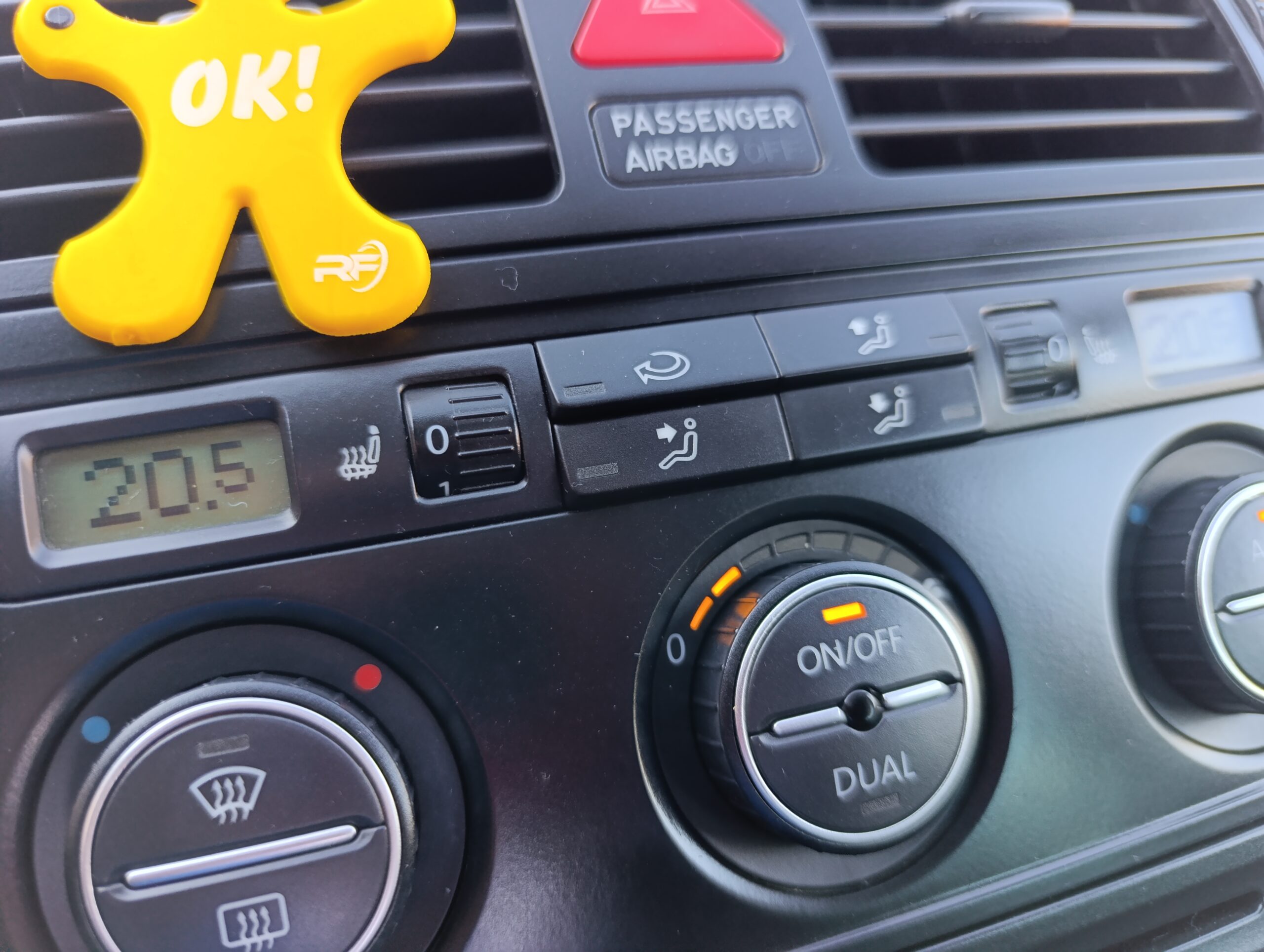 Volkswagen Touran 1.9TDI AT6 77kW Automat
