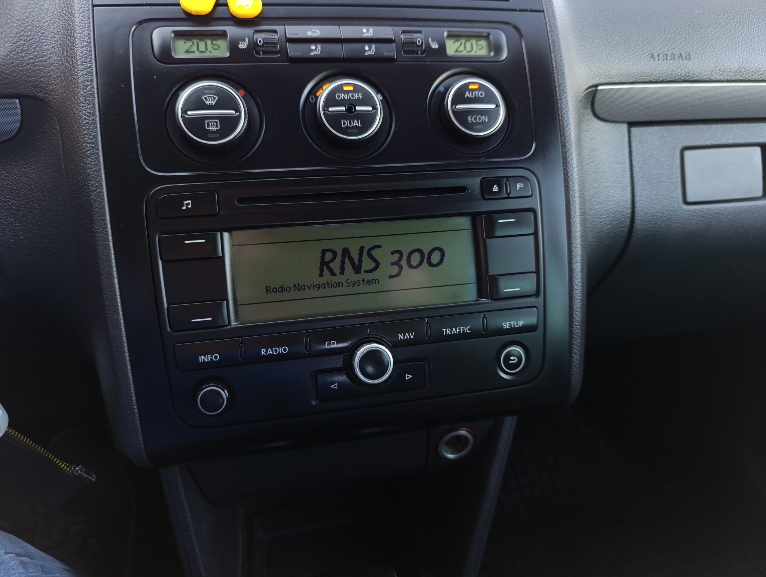 Volkswagen Touran 1.9TDI AT6 77kW Automat