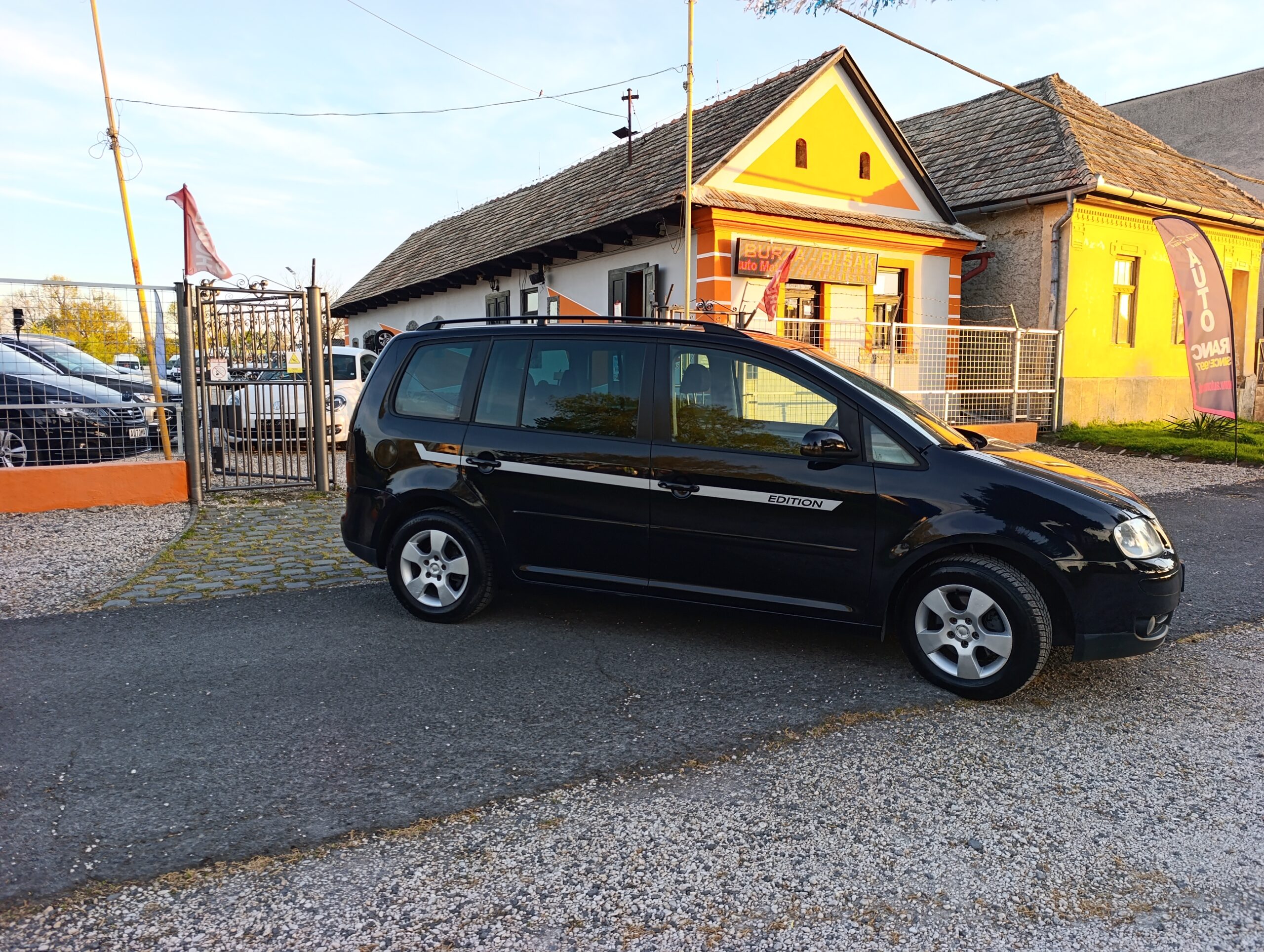 Volkswagen Touran 1.9TDI AT6 77kW Automat
