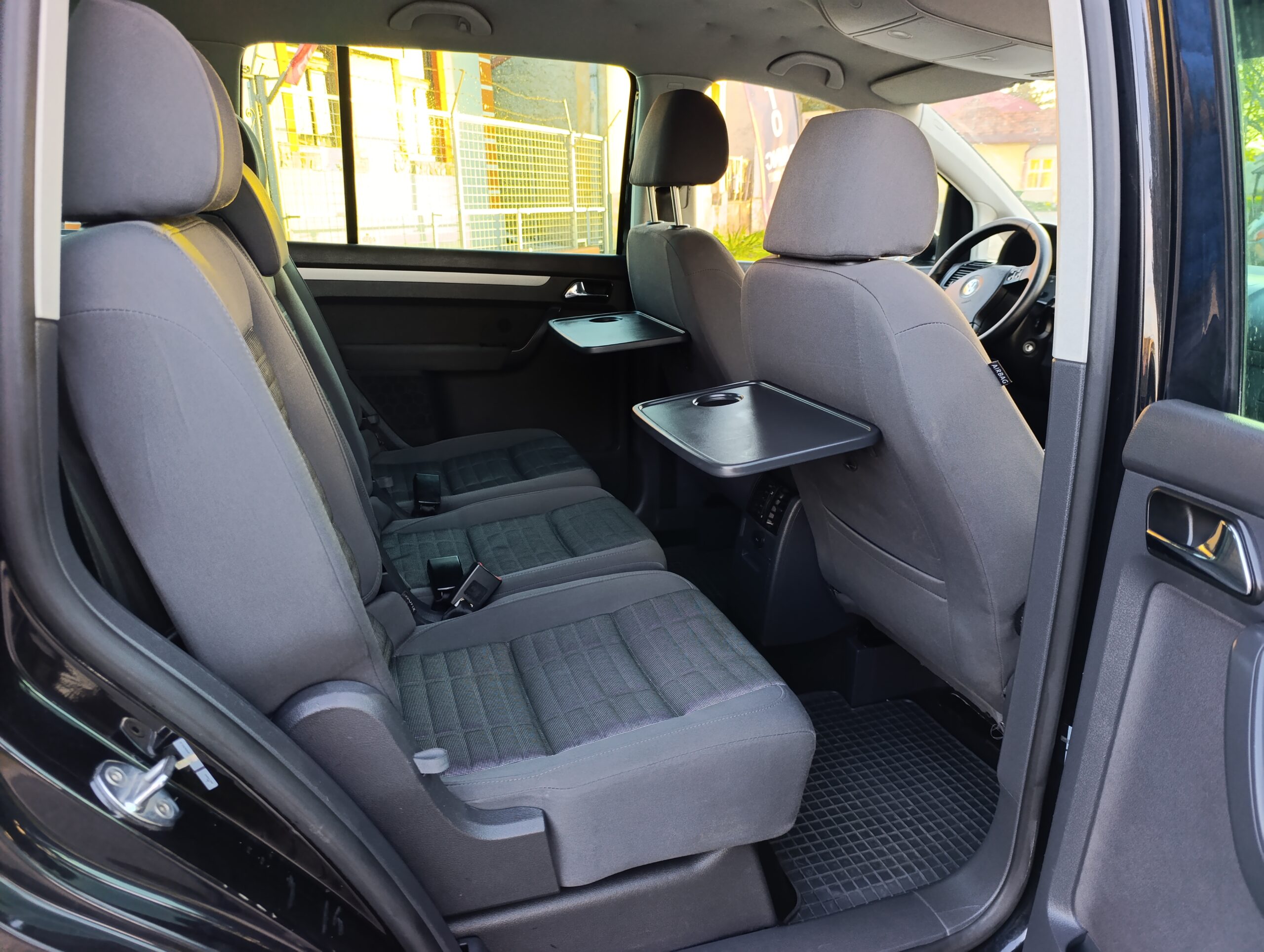 Volkswagen Touran 1.9TDI AT6 77kW Automat