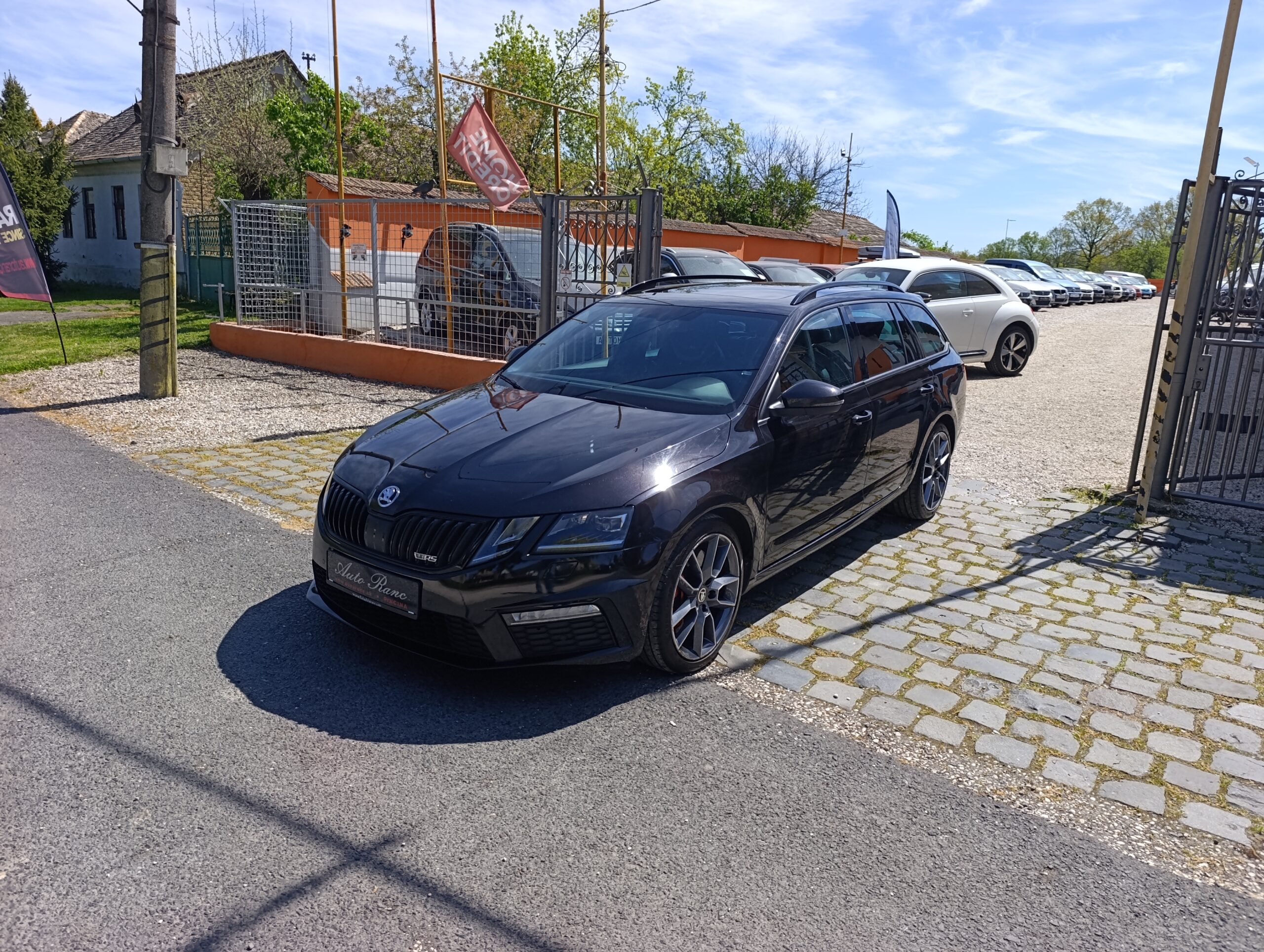 Škoda Octavia Combi RS 180kW/245PS, Panoráma