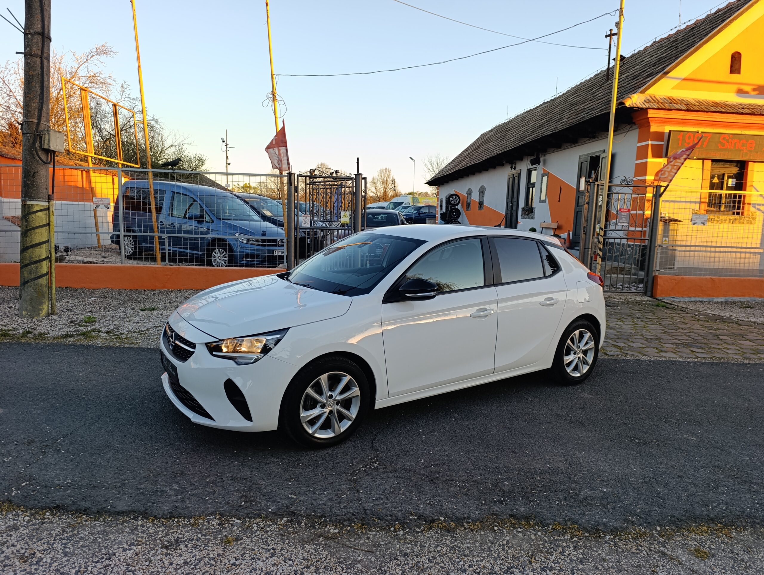Opel Corsa F 1.2 Turbo 100PS | 2020 | Krásne  auto | Servisované