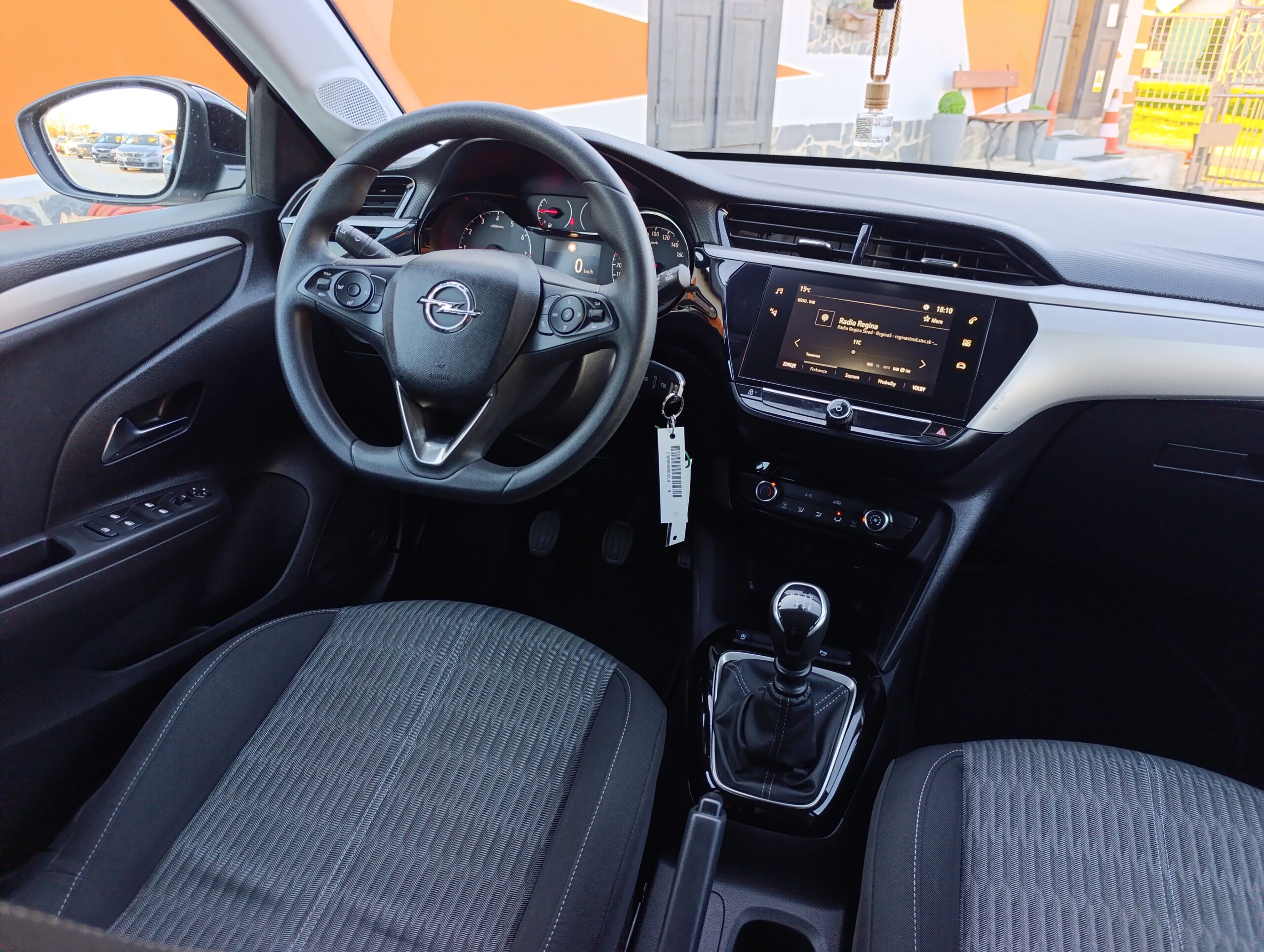 Opel Corsa F 1.2 Turbo 100PS | 2020 | Krásne  auto | Servisované