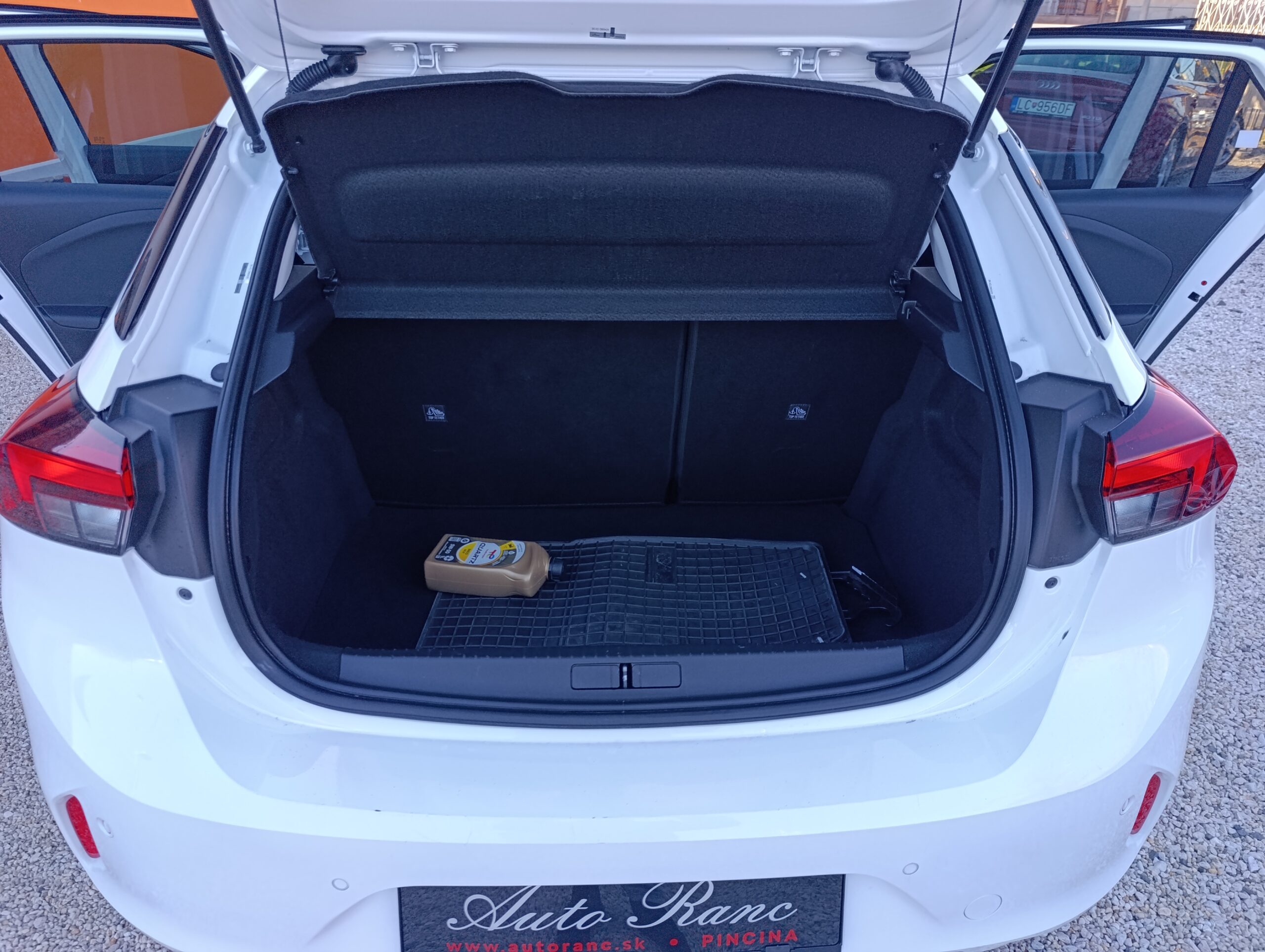 Opel Corsa F 1.2 Turbo 100PS | 2020 | Krásne  auto | Servisované