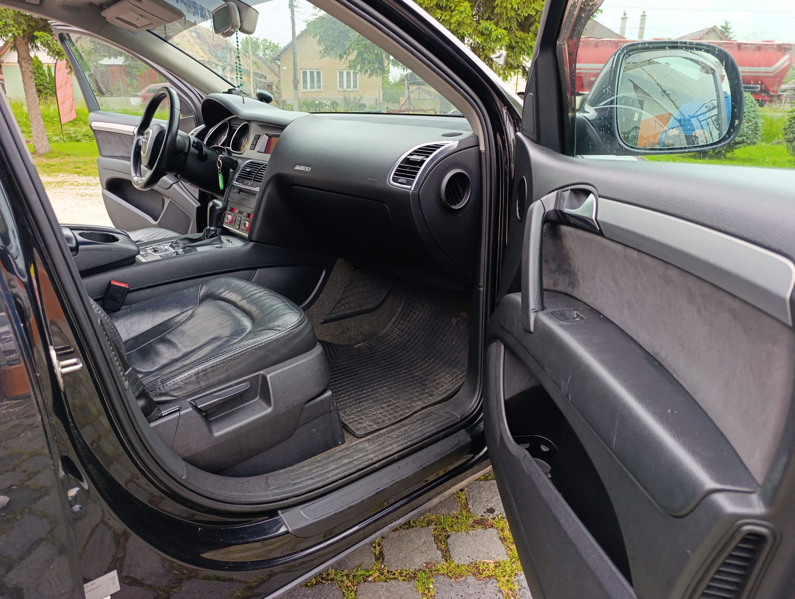 Audi Q7 3.0TDI R21, model 2008, 171kW/232PS