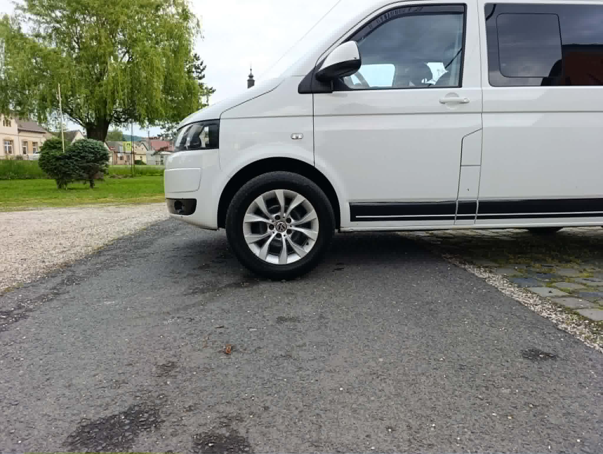 Volkswagen Transporter 9M 2011 2.0TDI 9 Miestny 75kW/102PS T5.1 Facelift