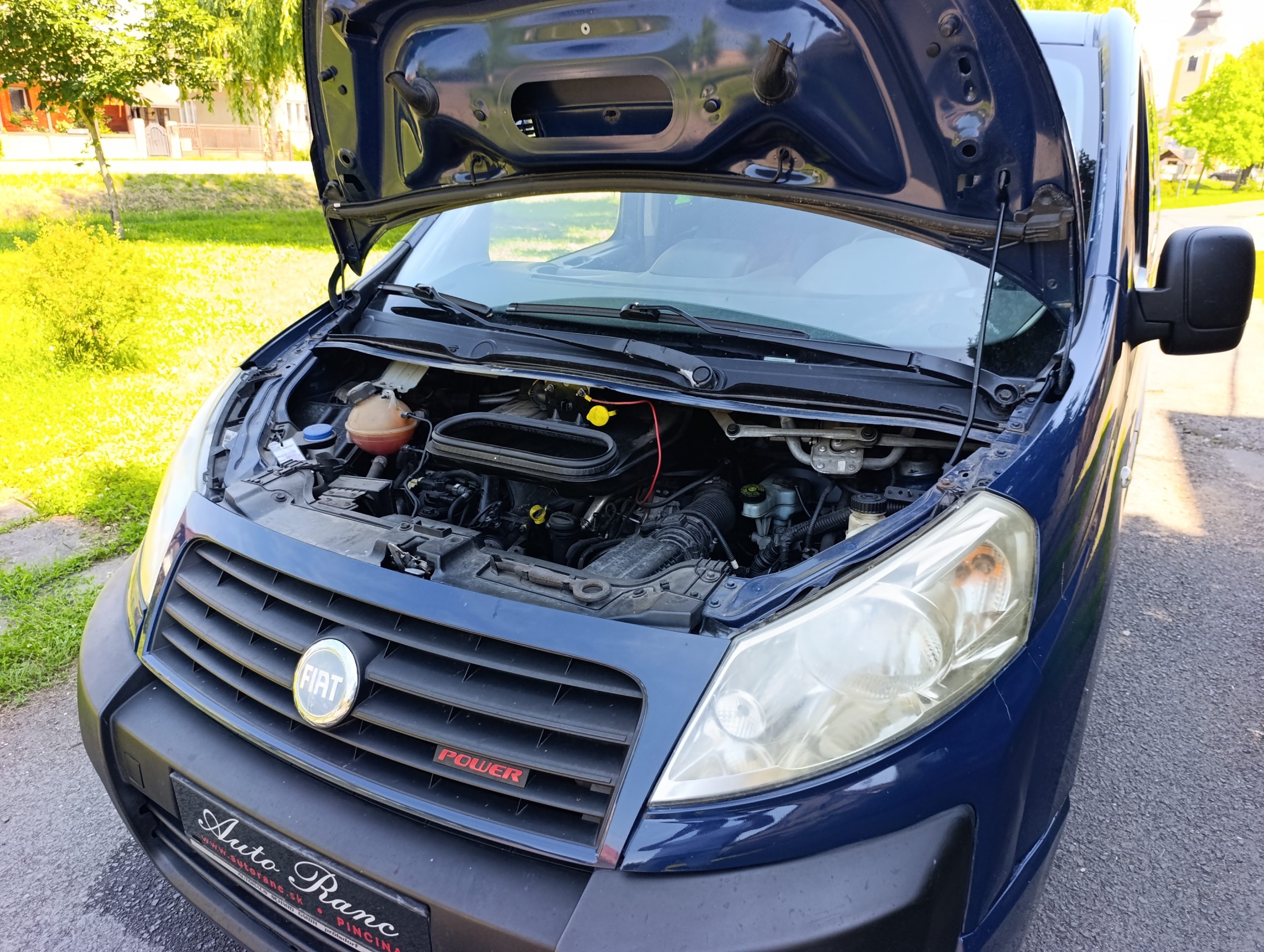 Fiat SCUDO 2.0JTD, 100kW/136PS, 6 miest na sedenie