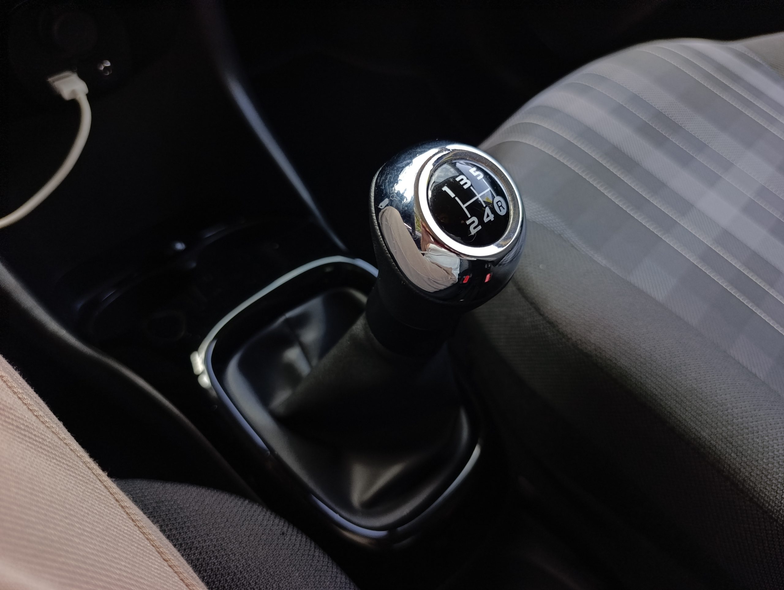 Peugeot 108, 1.0i, 26 719 km, STK-EK-KO 05/2028