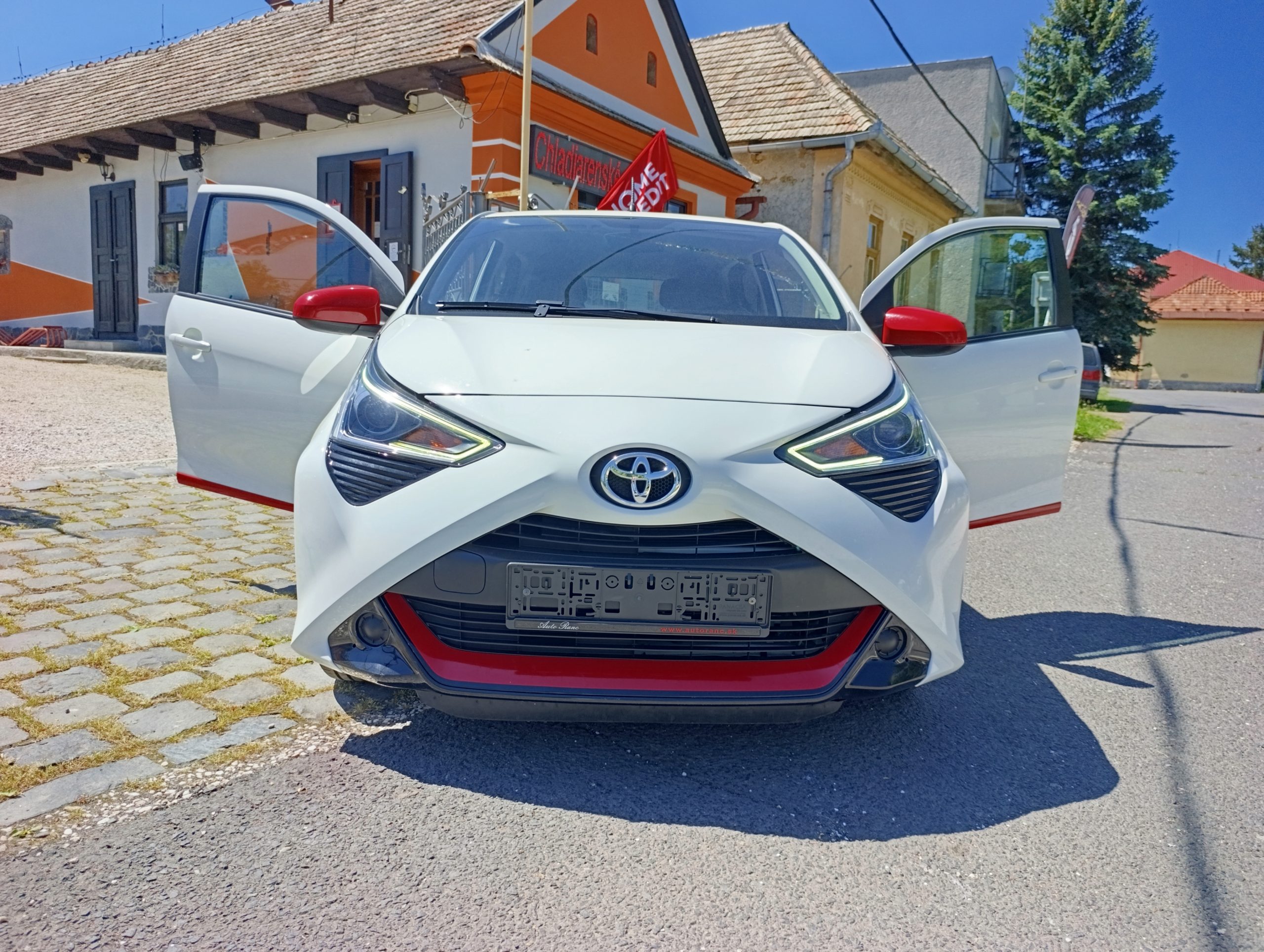 Toyota Aygo 1.0i, 53kw/72PS, 75 572 km, rok 2020, Kamera
