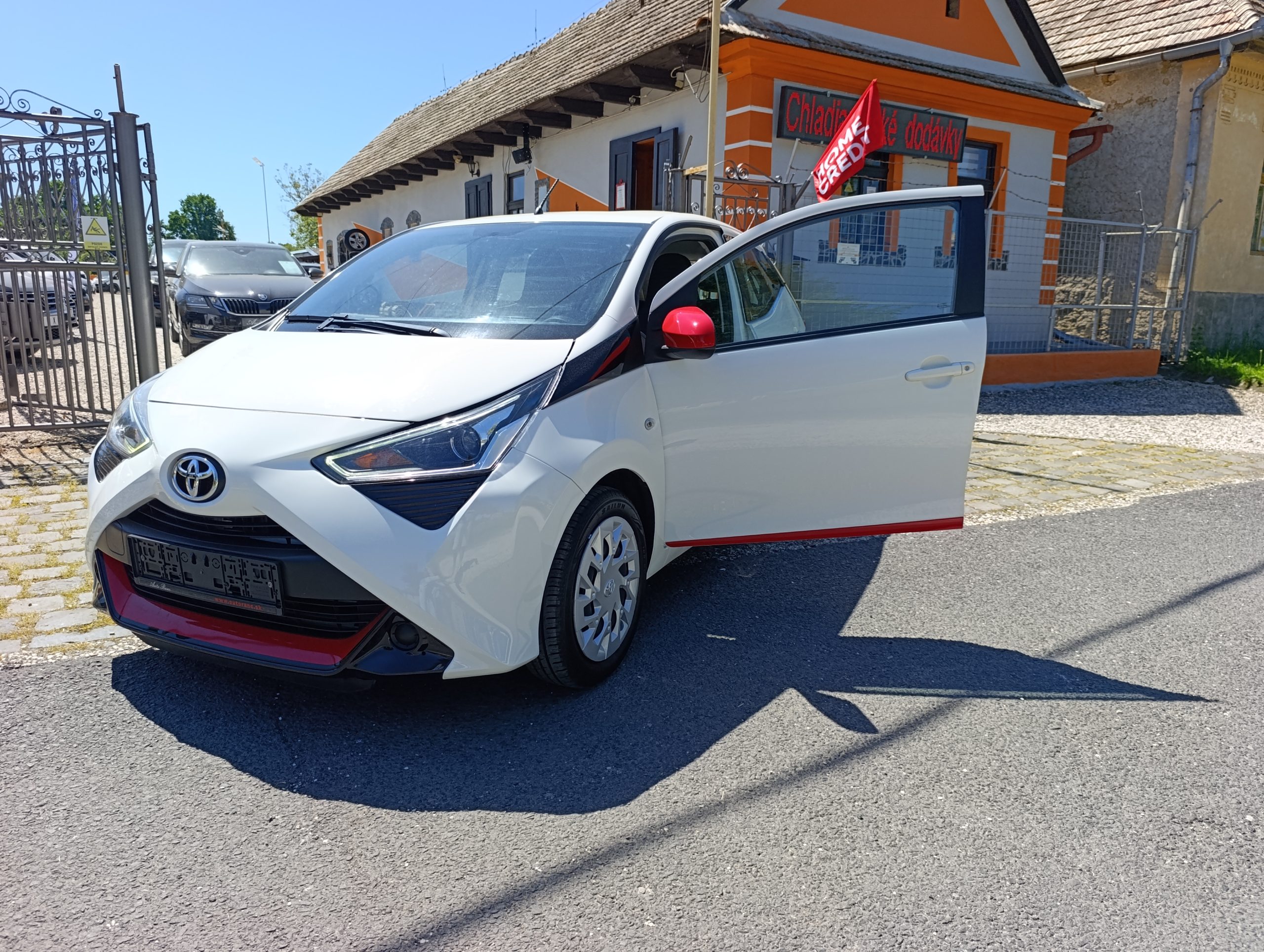 Toyota Aygo 1.0i, 53kw/72PS, 75 572 km, rok 2020, Kamera