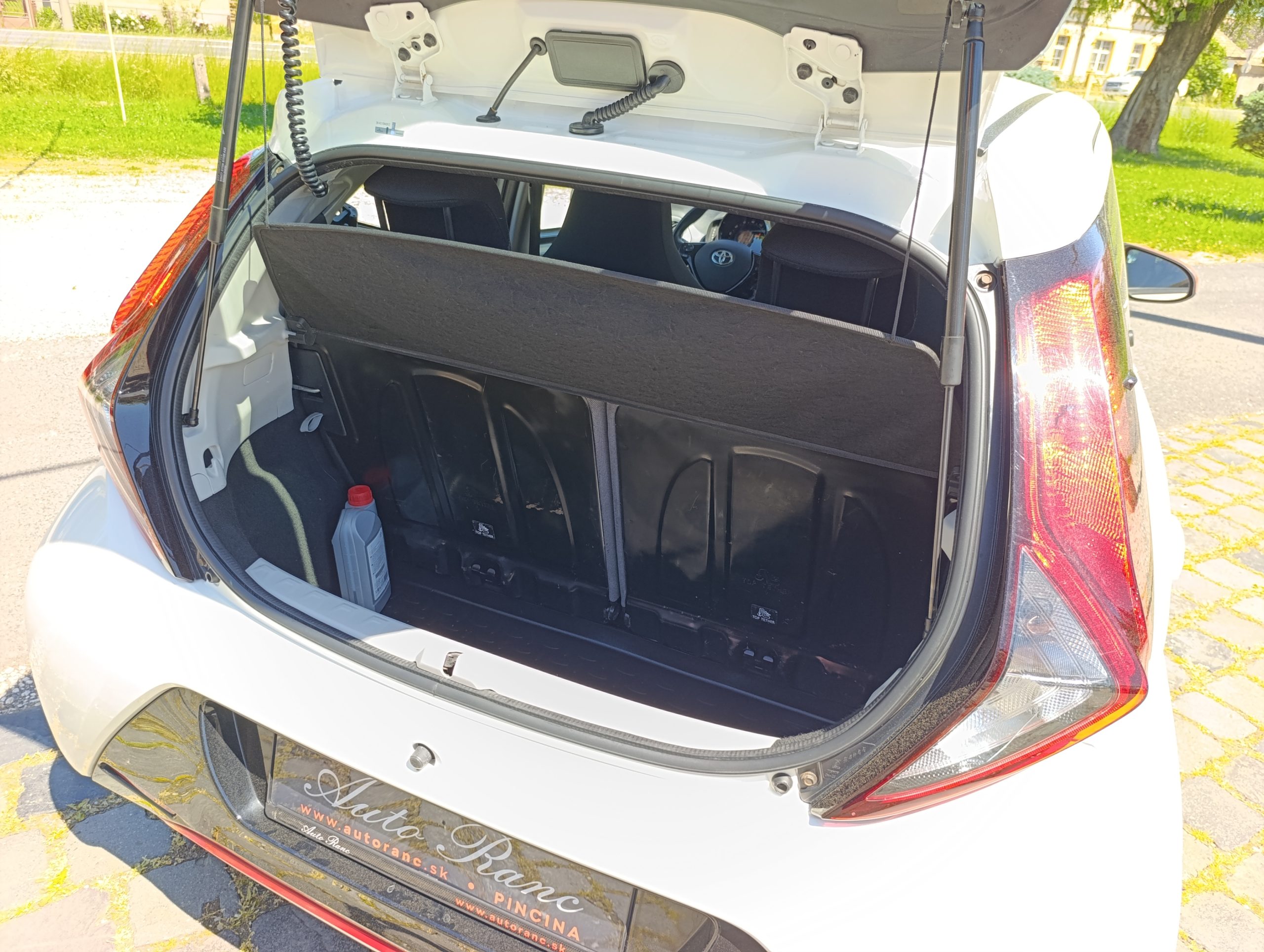 Toyota Aygo 1.0i, 53kw/72PS, 75 572 km, rok 2020, Kamera