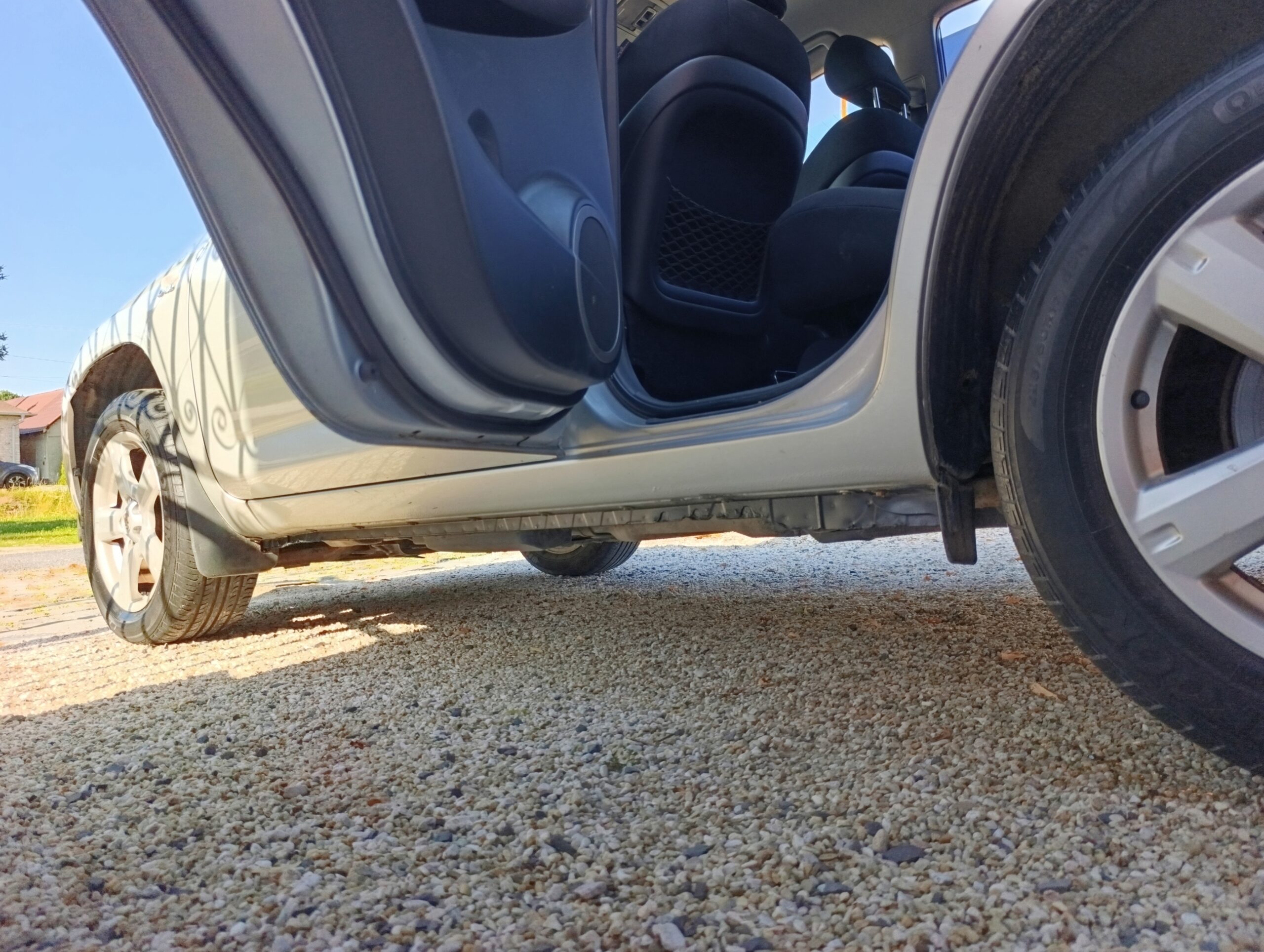 Toyota RAV4 2.2D 4WD 100kW/136PS, 4×4, M6