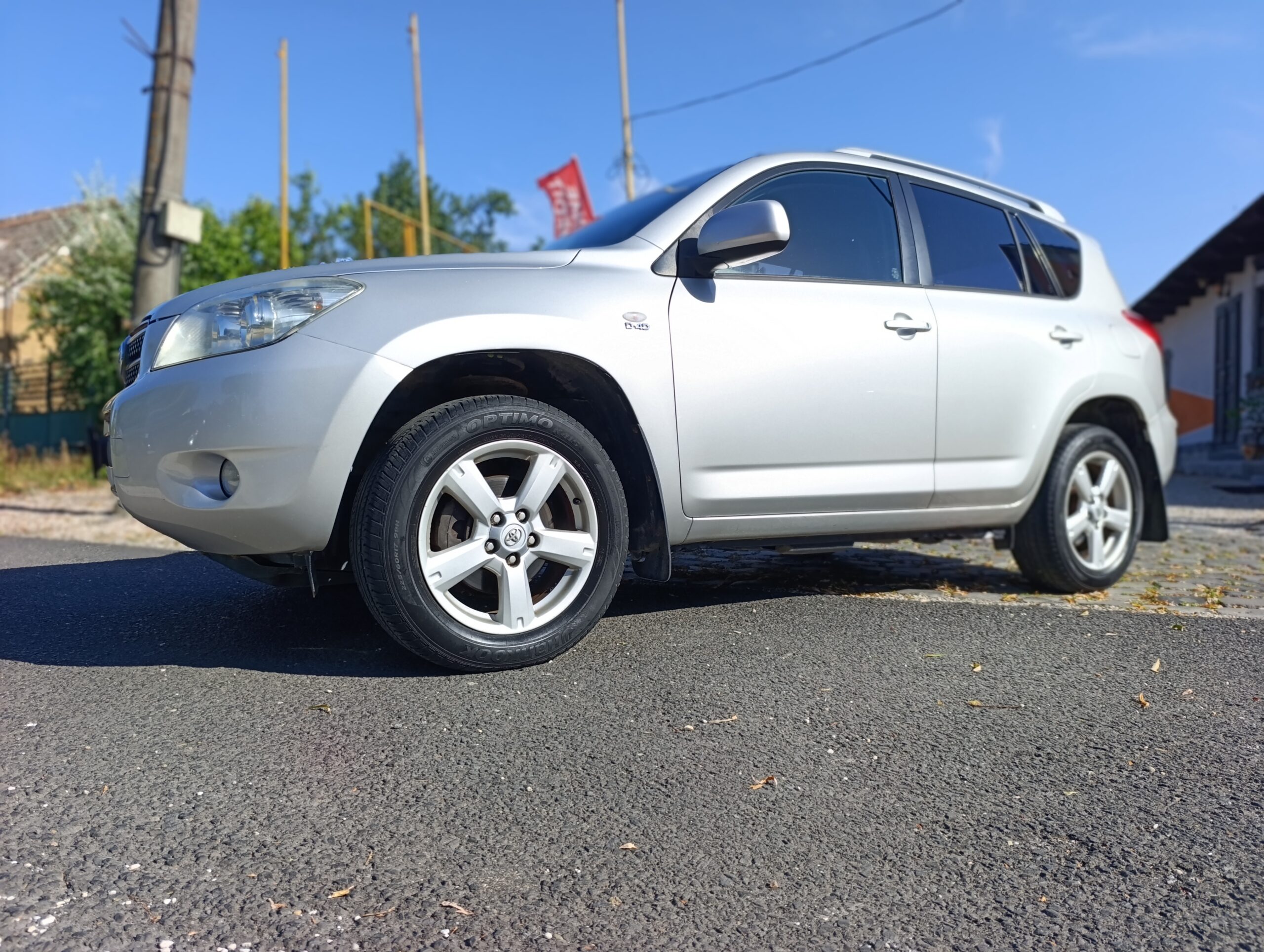 Toyota RAV4 2.2D 4WD 100kW/136PS, 4×4, M6