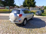 Toyota RAV4 2.2D 4WD 100kW/136PS, 4×4, M6