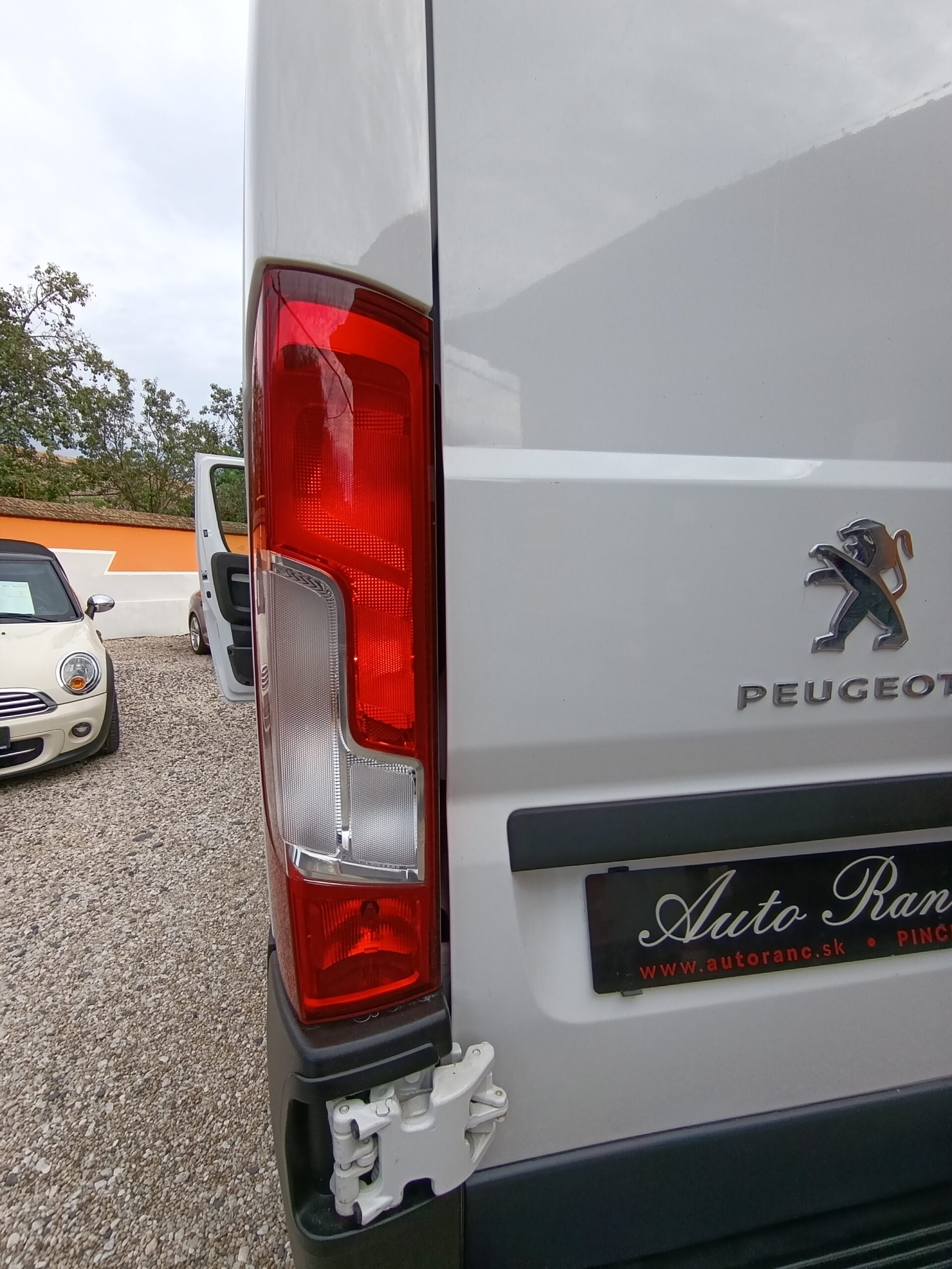 Peugeot Boxer 2.2HDI 2022, 70 821 km, výkon 120PS