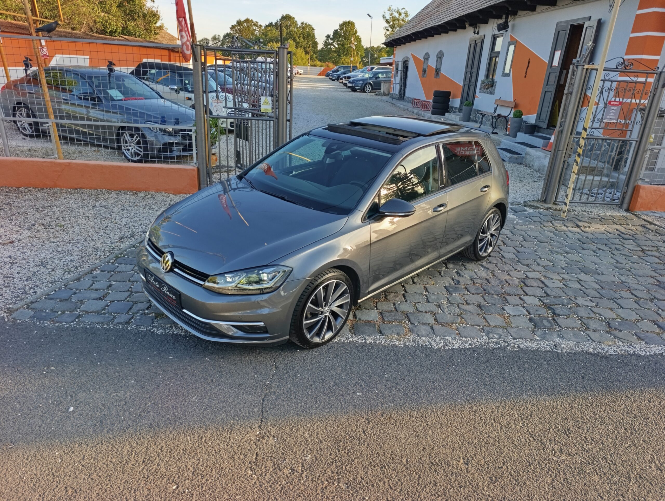 Volkswagen Golf VII 1.5TSI Panoráma, Kamera, IQ Drive, LED, M2020, Automat