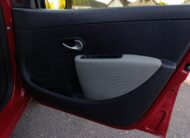 Renault Clio Grand Tour 1.2i